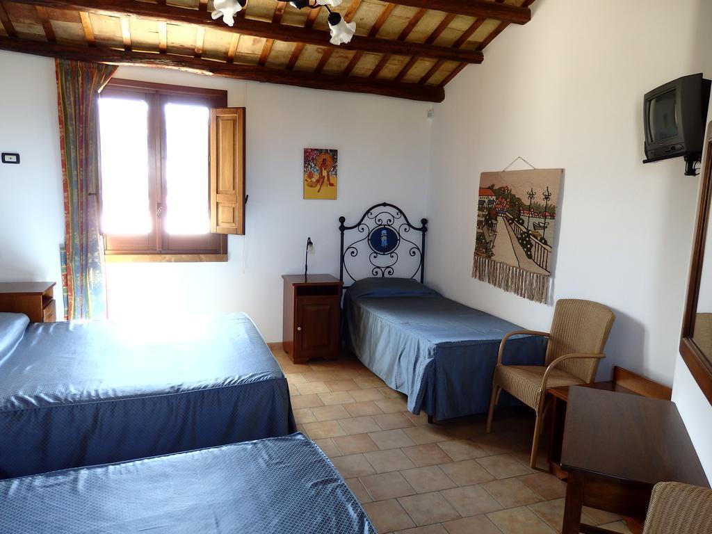 Baglio Cofano Rooms & Relax Кустоначи Экстерьер фото