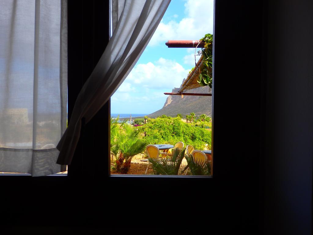 Baglio Cofano Rooms & Relax Кустоначи Экстерьер фото