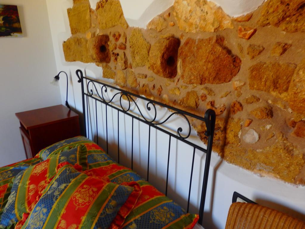 Baglio Cofano Rooms & Relax Кустоначи Экстерьер фото